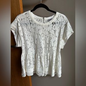 Chelsea28 Brand Lace Peplum Blouse. Size S. Color White.